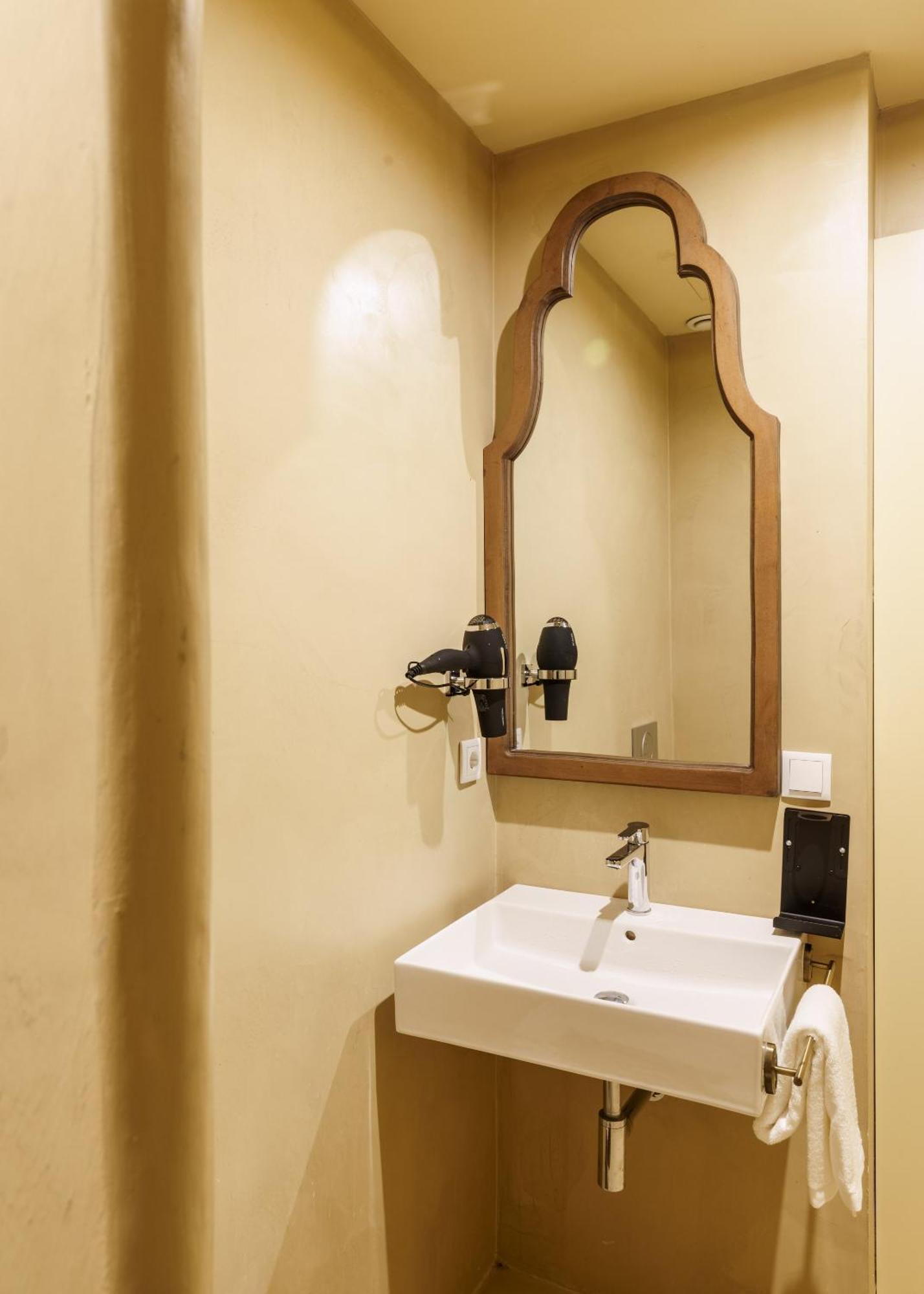 Limehome Cordoba Calle Pozanco Екстериор снимка