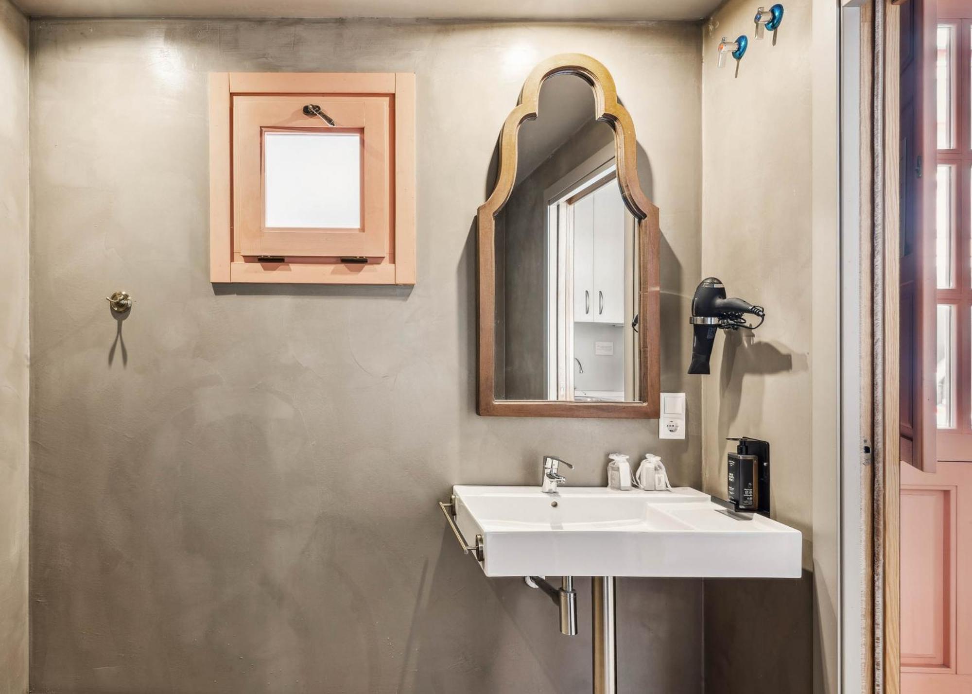 Limehome Cordoba Calle Pozanco Екстериор снимка
